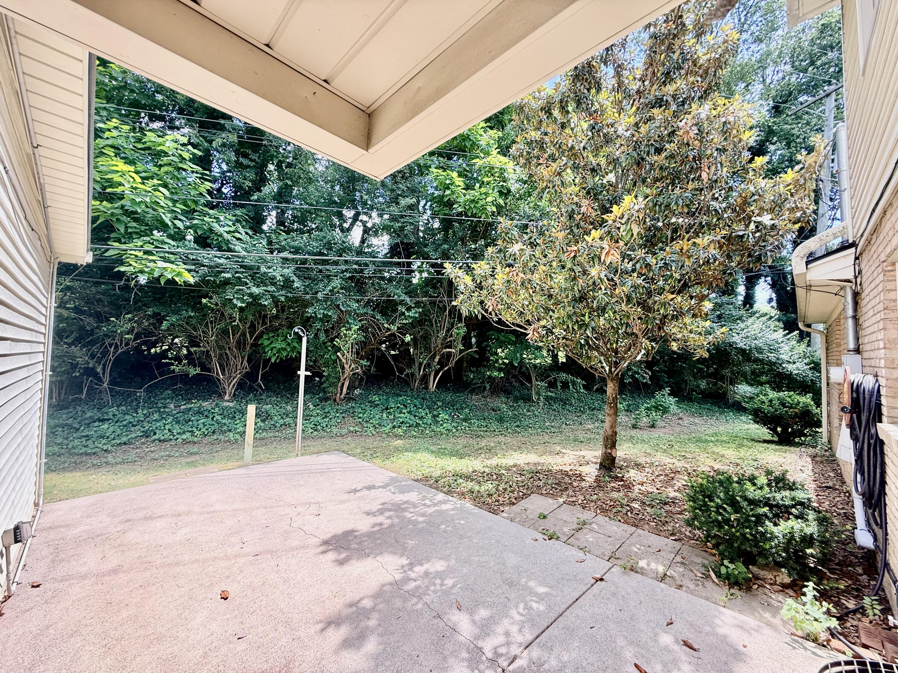 826 Glendover Cove Property Photo 40