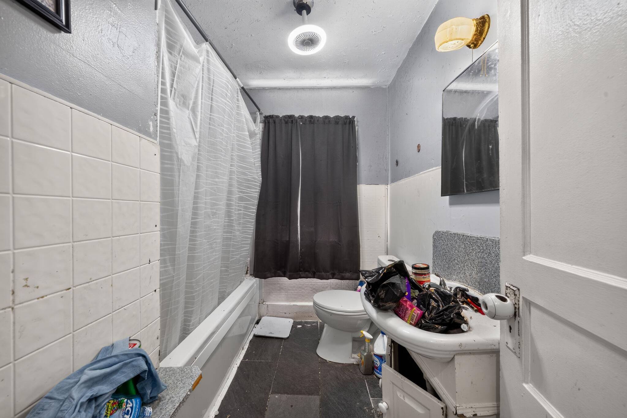 420 W 16th Street Property Photo 13