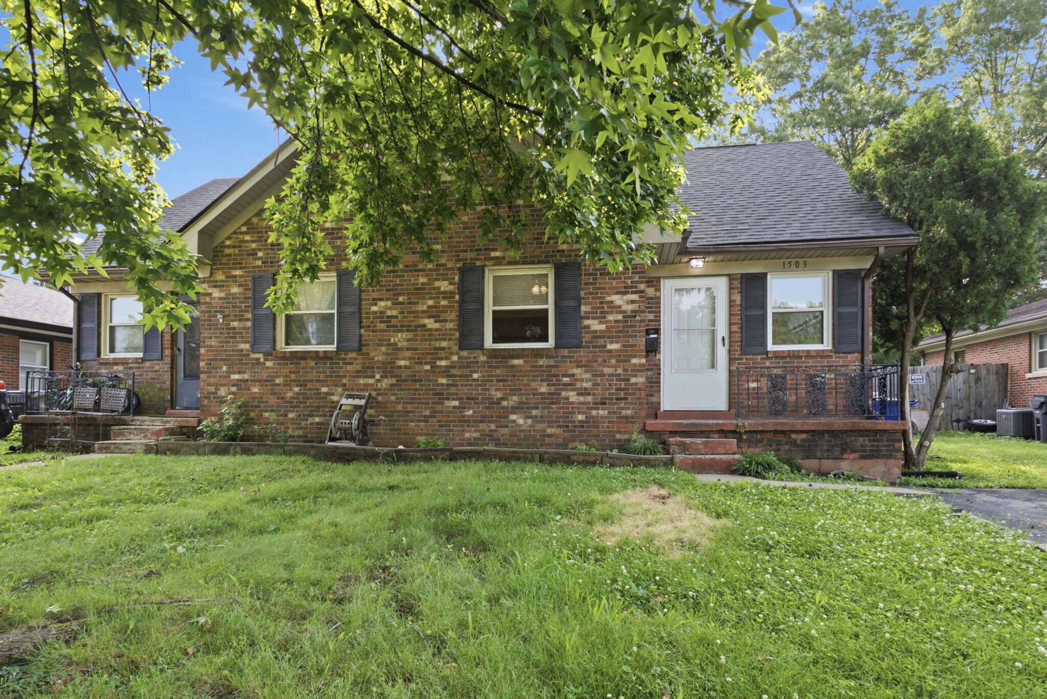 1503 Roanoke Road Property Photo 4