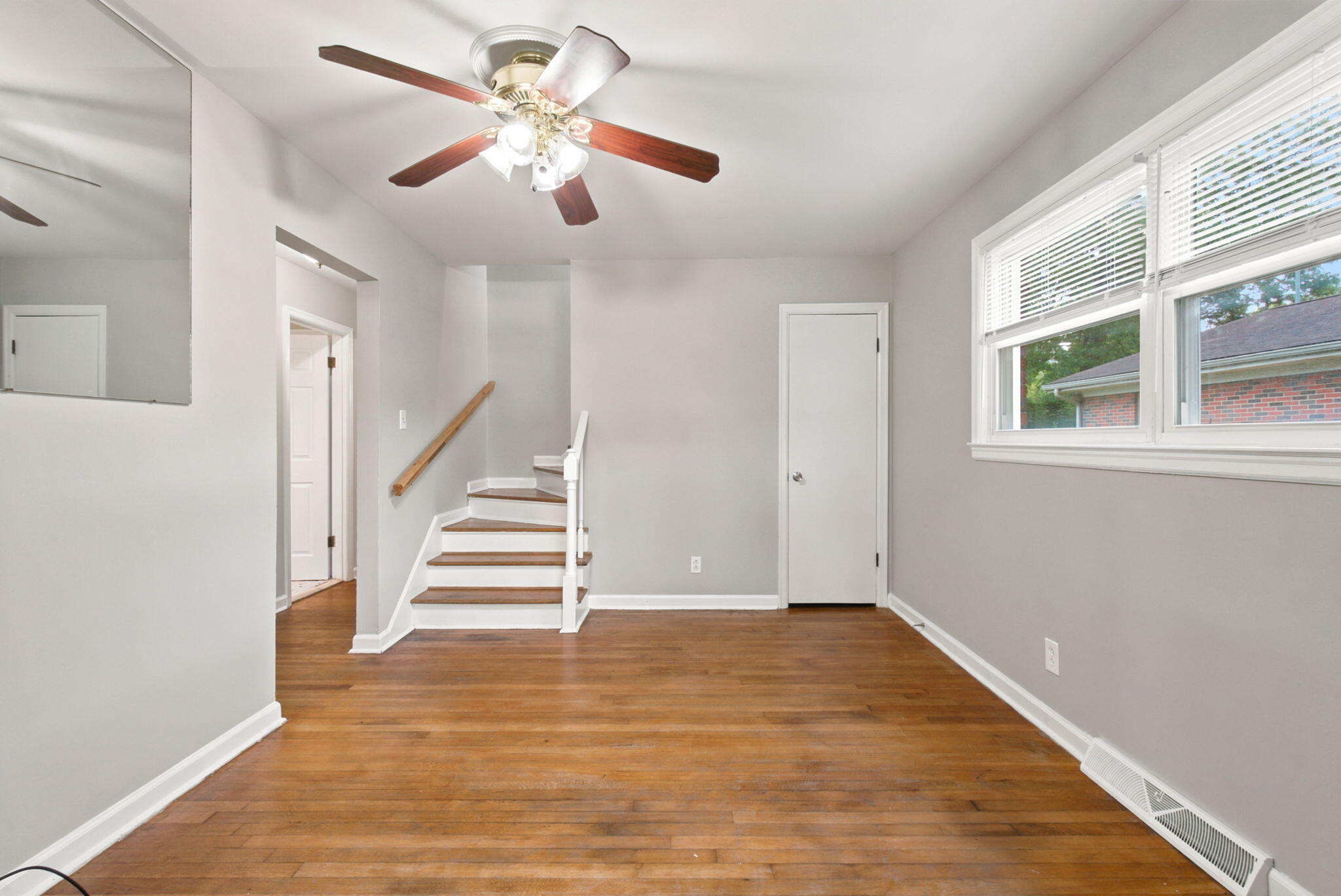 1503 Roanoke Road Property Photo 8