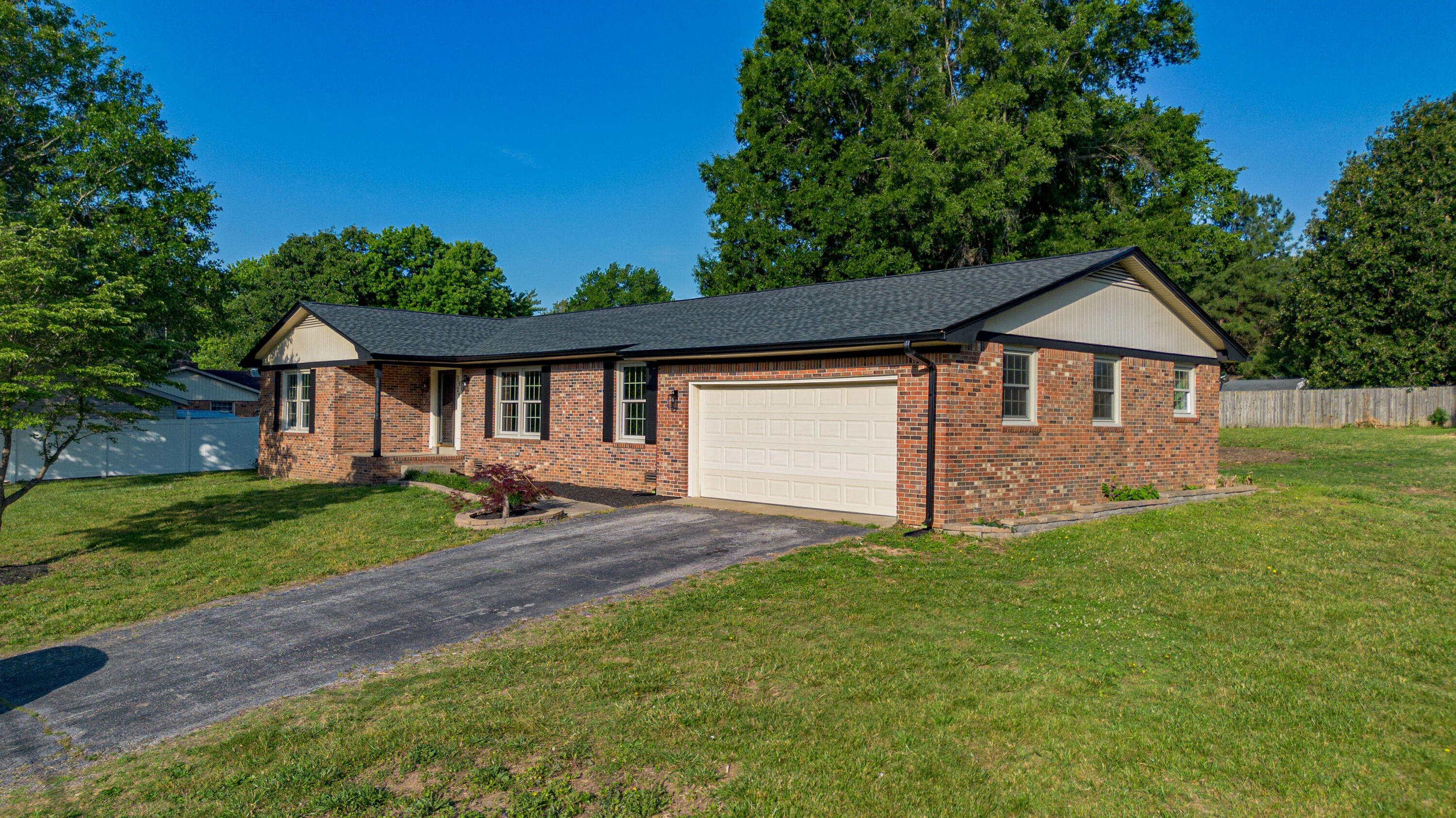 3929 Cleary Drive Property Photo 6