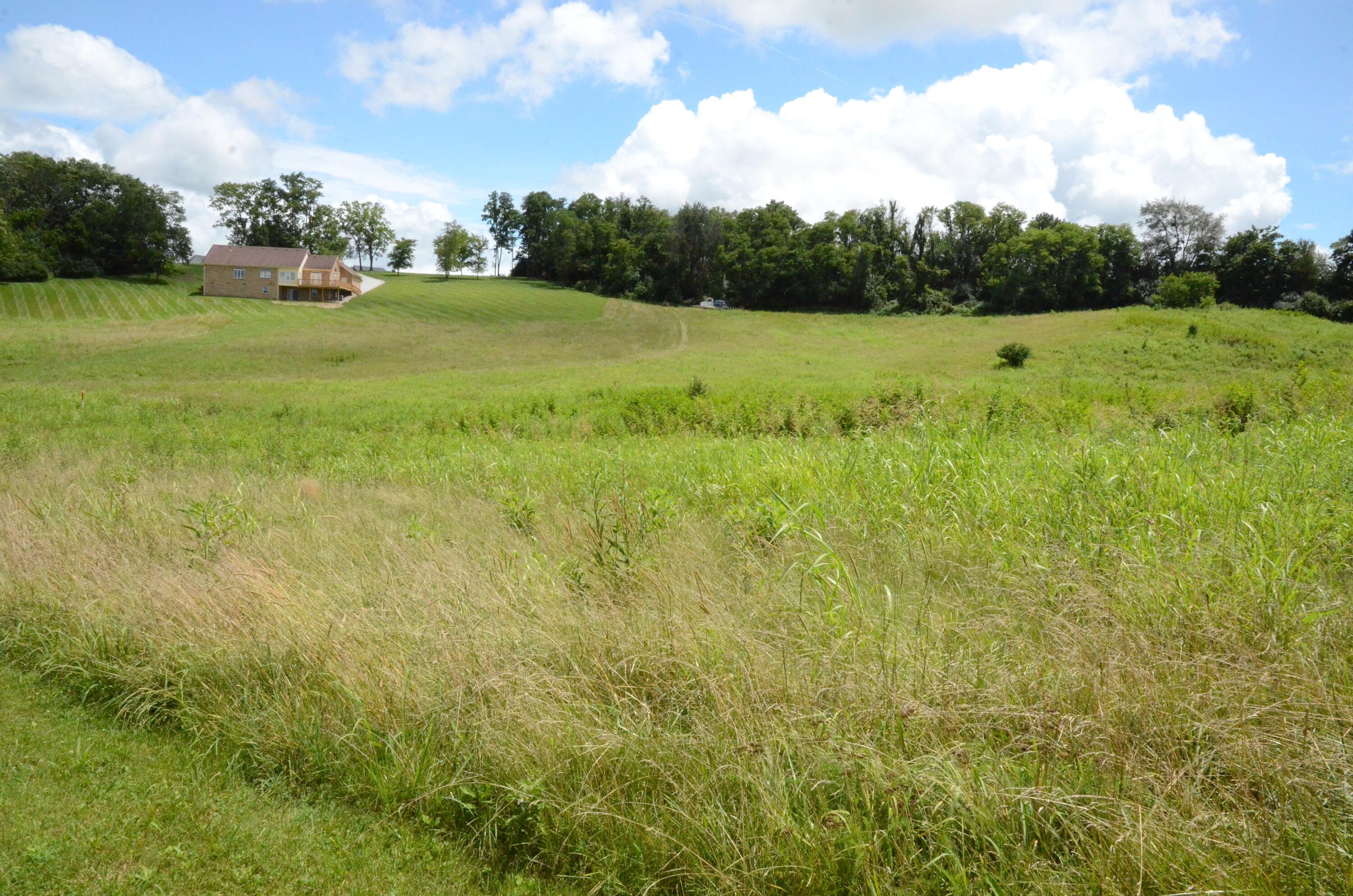 13 Woodridge Drive Property Photo 3