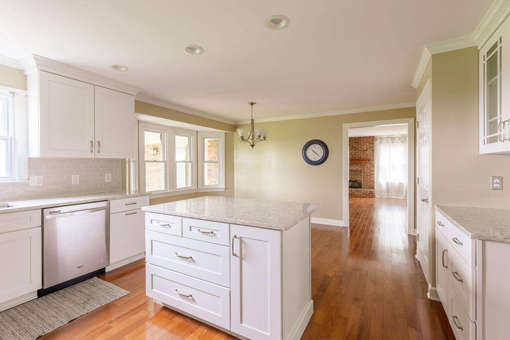 121 Glascock Drive Property Photo 8