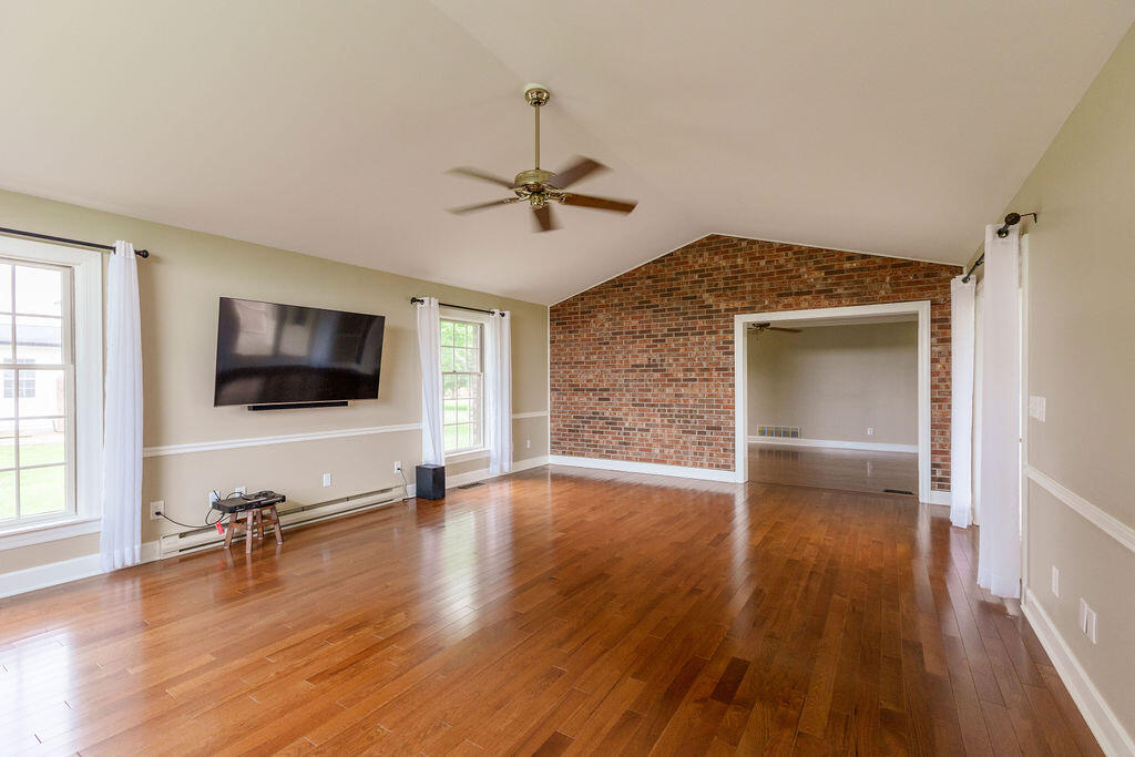 121 Glascock Drive Property Photo 18