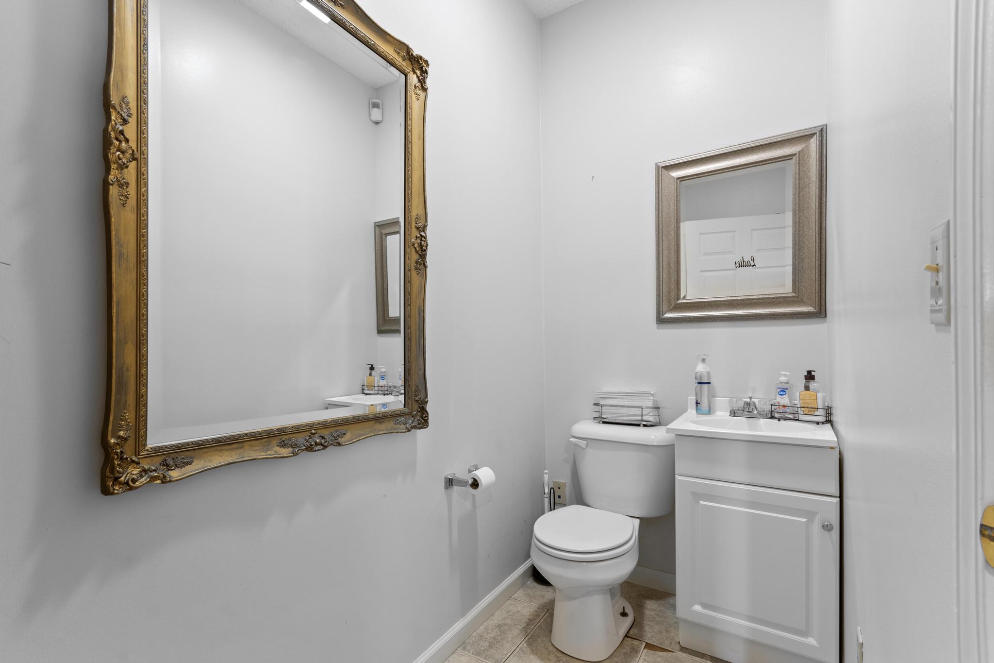 1114 Broadway Street Property Photo 14