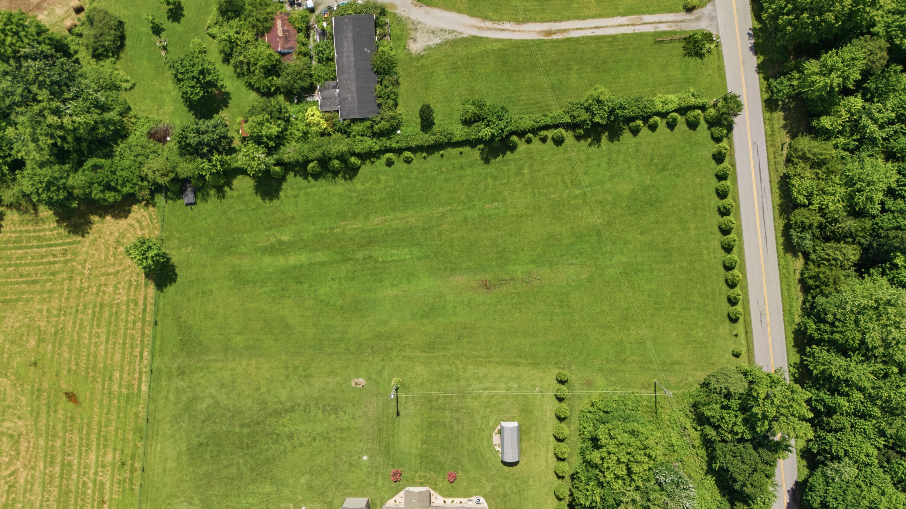2332 Gaffney Road Property Photo 2