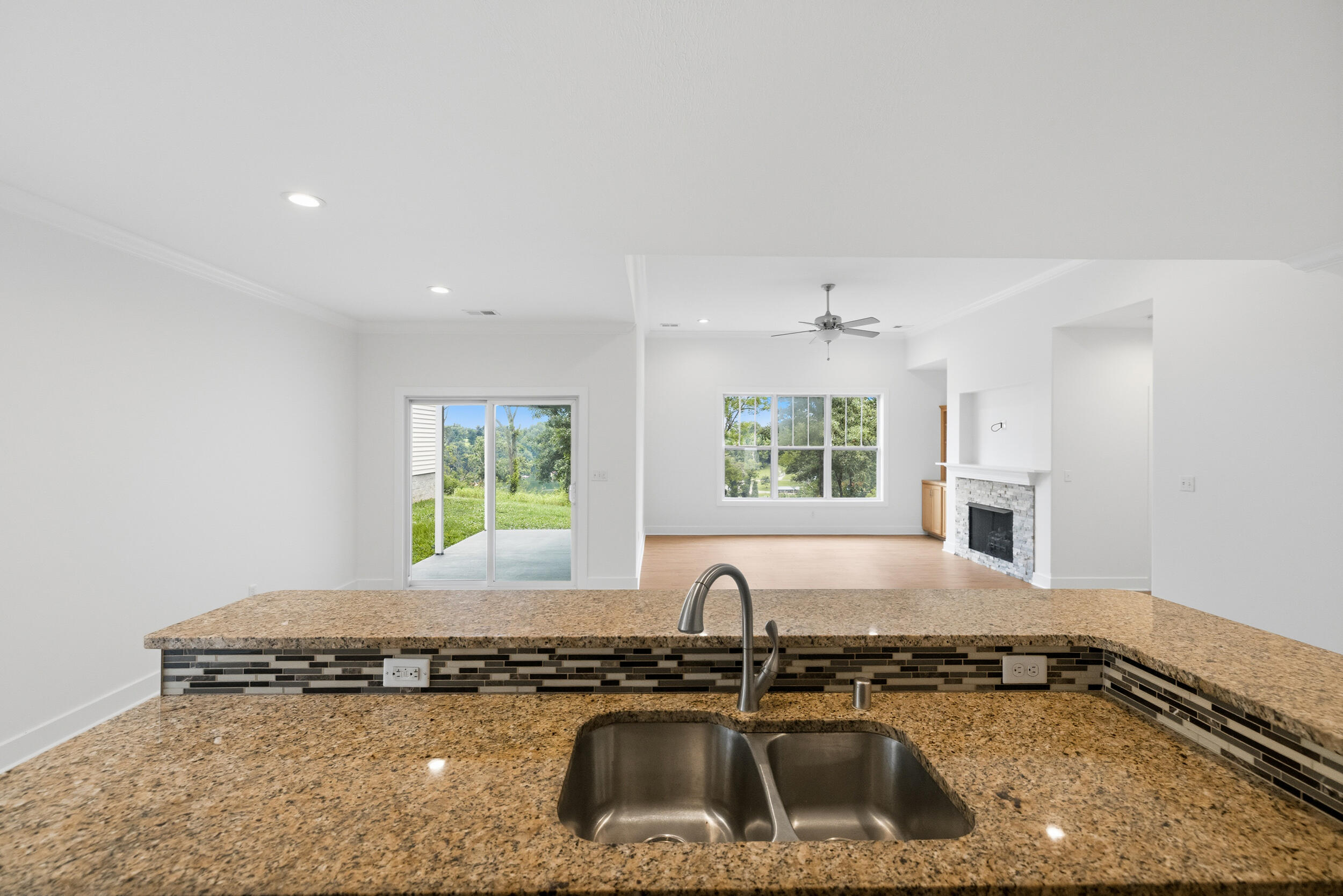 370 Persimmon Way Property Photo 17