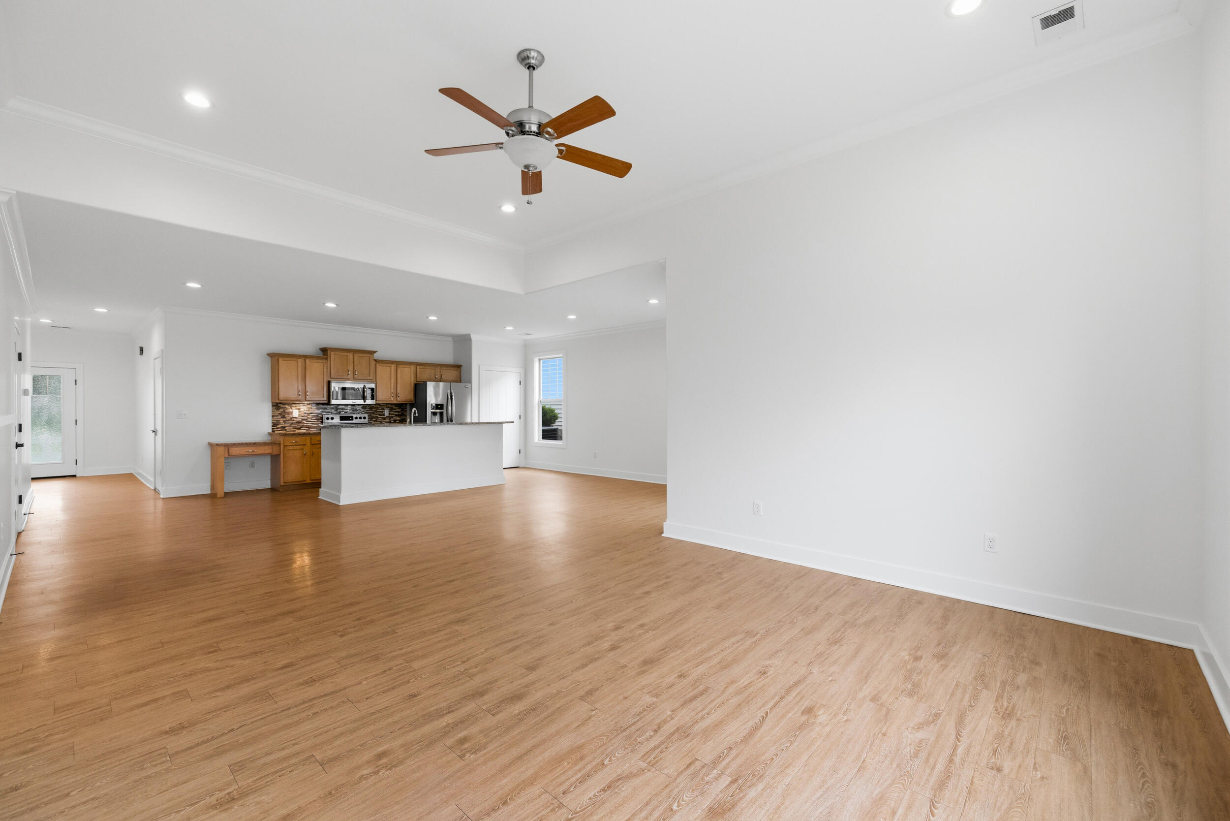 370 Persimmon Way Property Photo 18