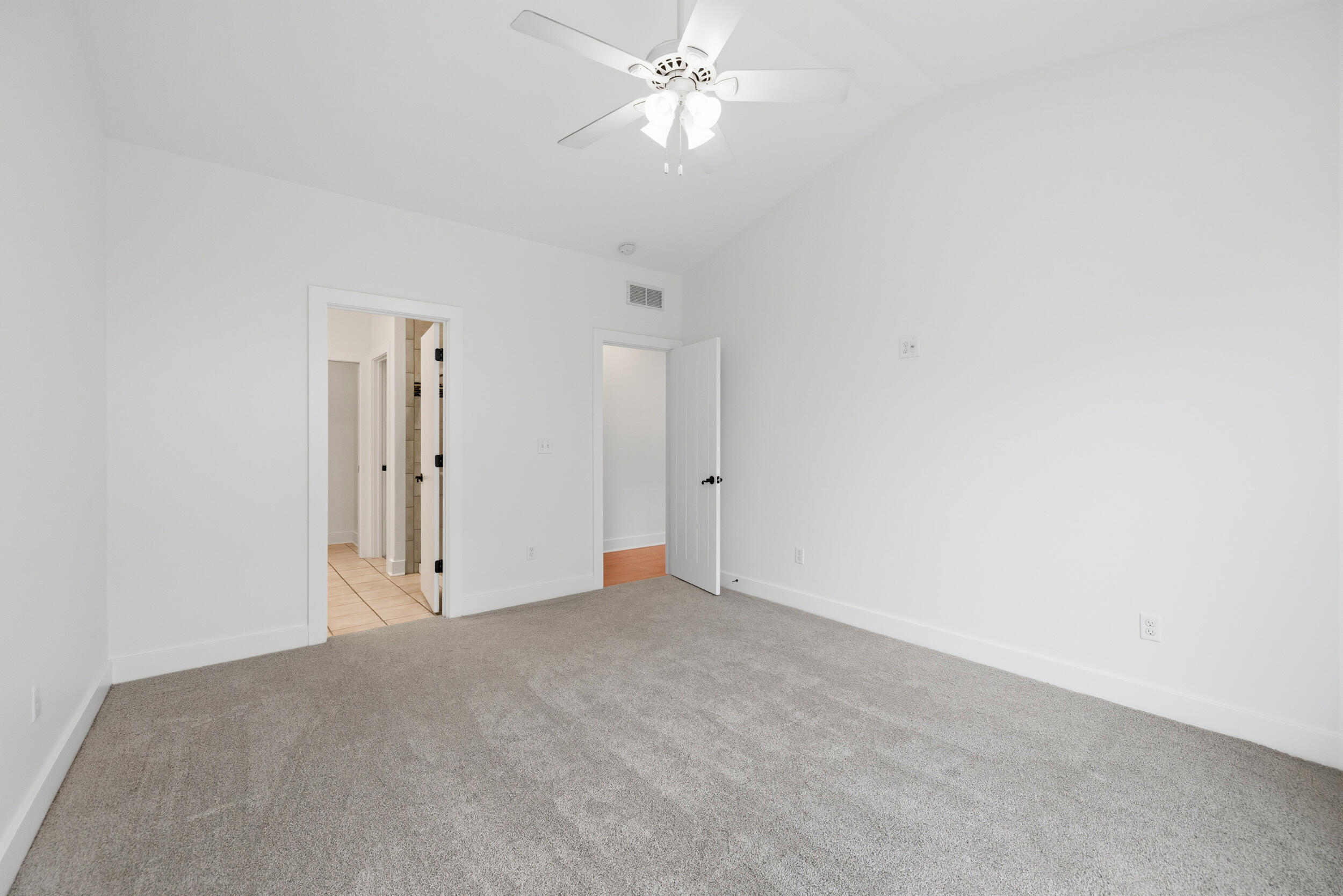 370 Persimmon Way Property Photo 27