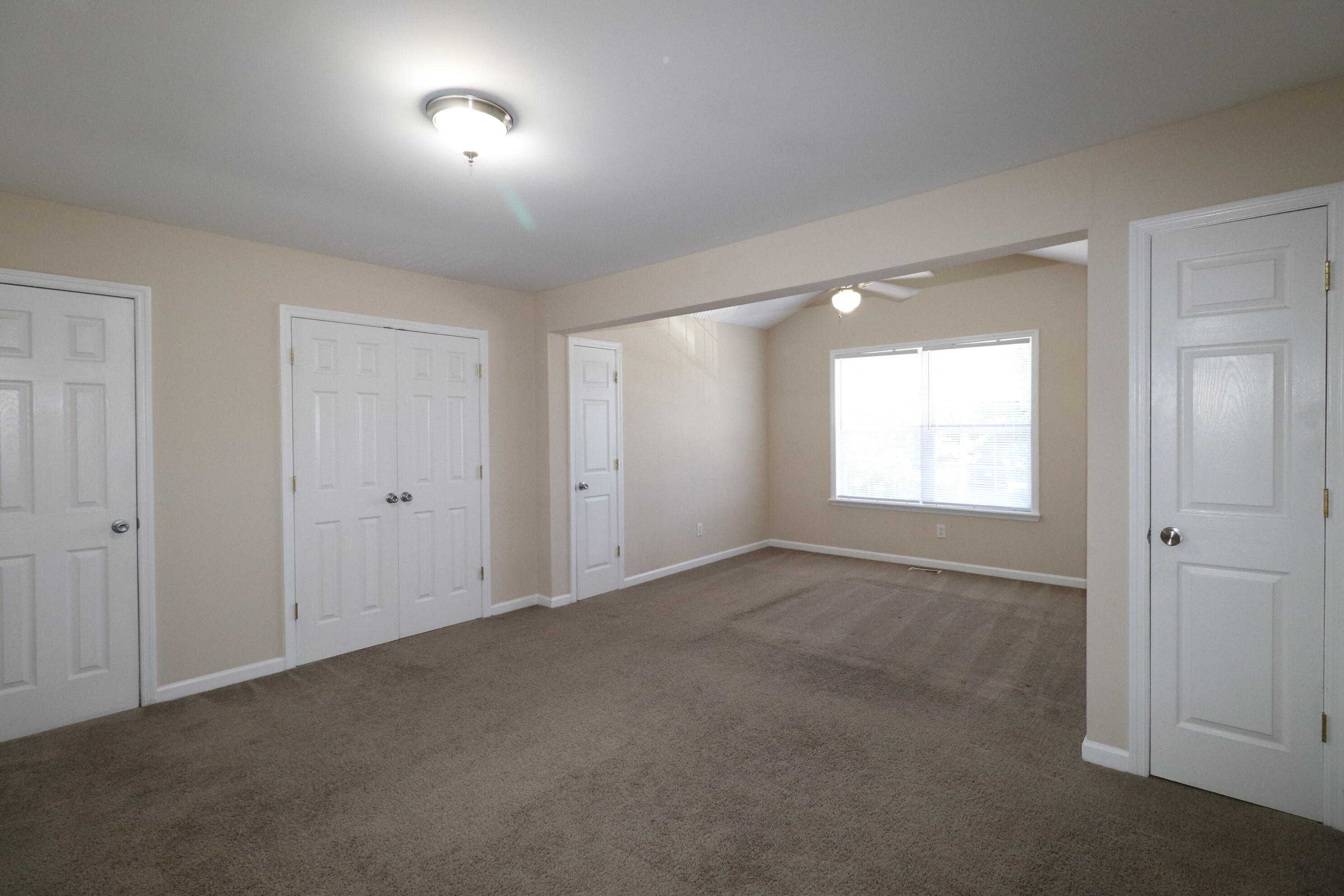 403 John Sutherland Drive Property Photo 11