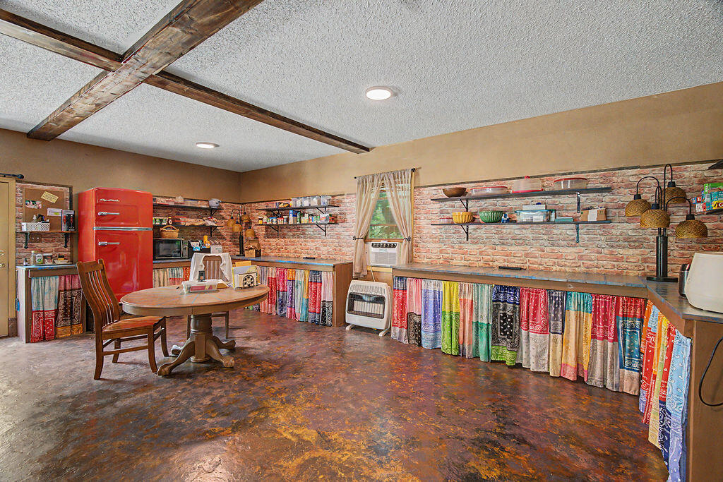 790 Ky-181 Property Photo 8