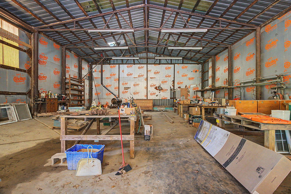 790 Ky-181 Property Photo 17