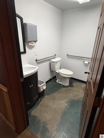 817 Broadway Street Property Photo 23