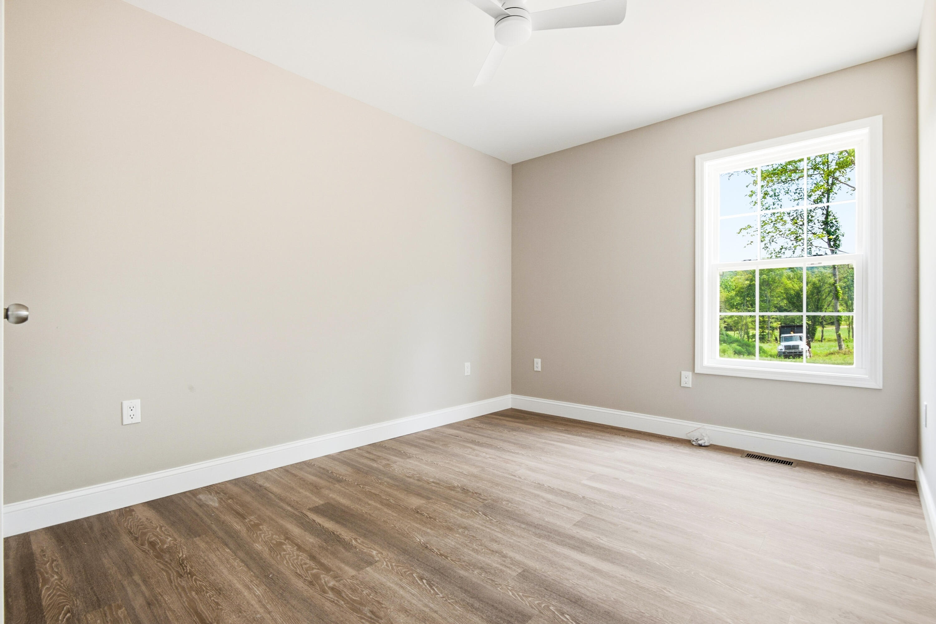 69 Whispering Oaks Lane Property Photo 11
