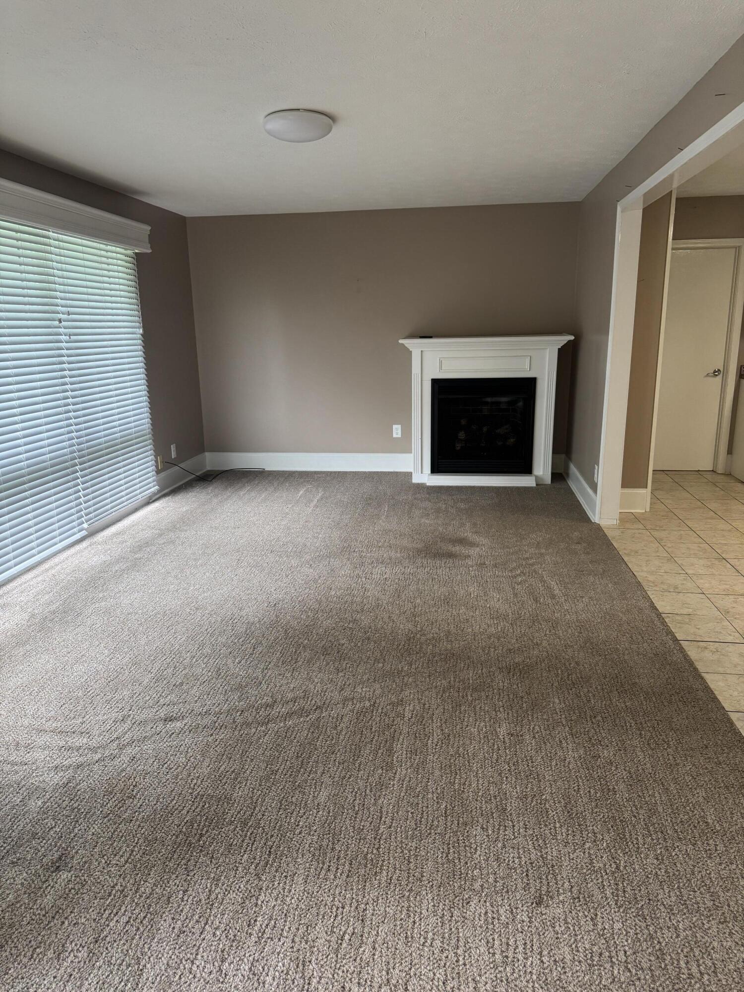 1728 Sycamore Drive Property Photo 5