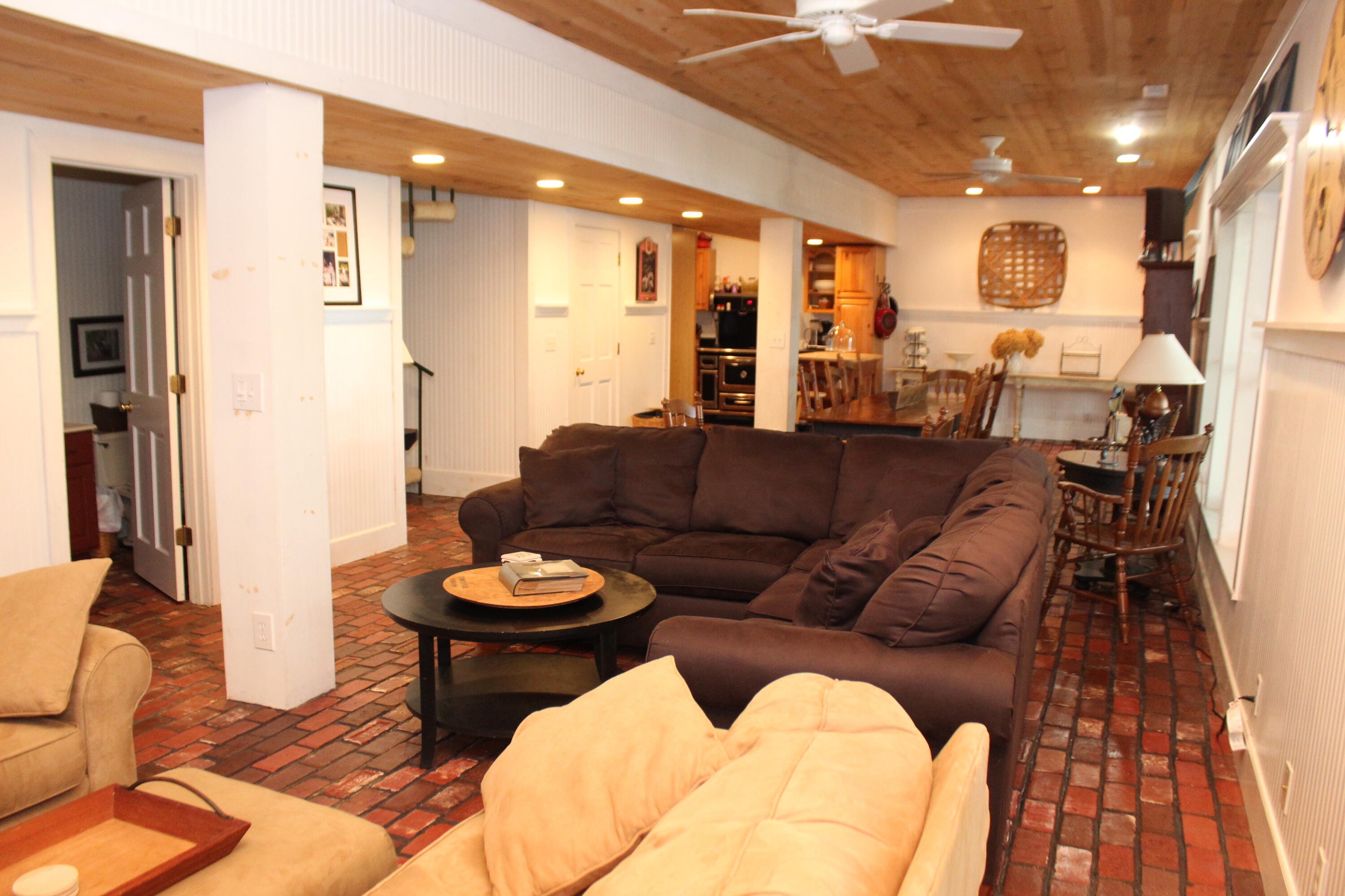 760 Barrett Road Property Photo 26