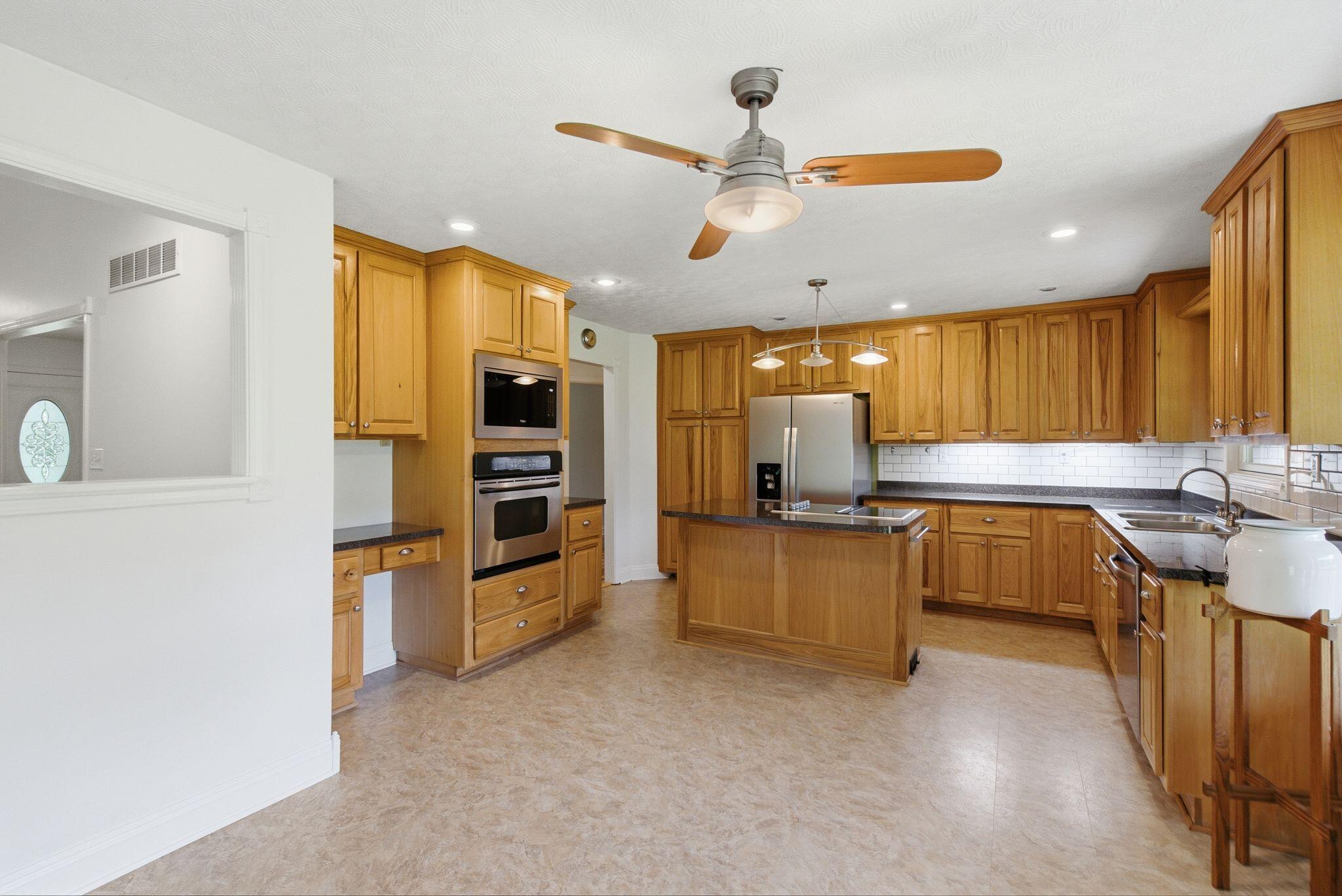 1077 Hammonds Creek Road Property Photo 20