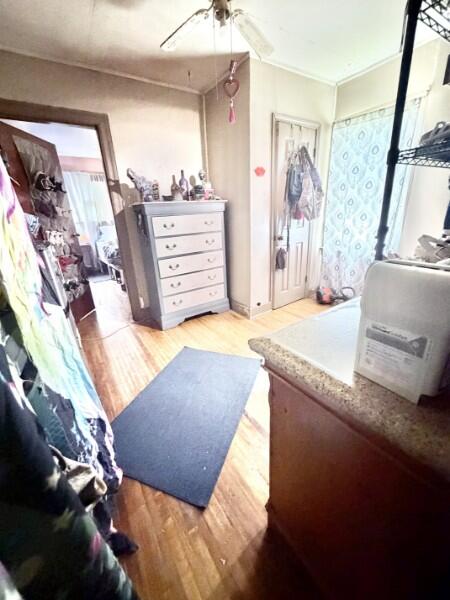 105 N Fowler Avenue Property Photo 9