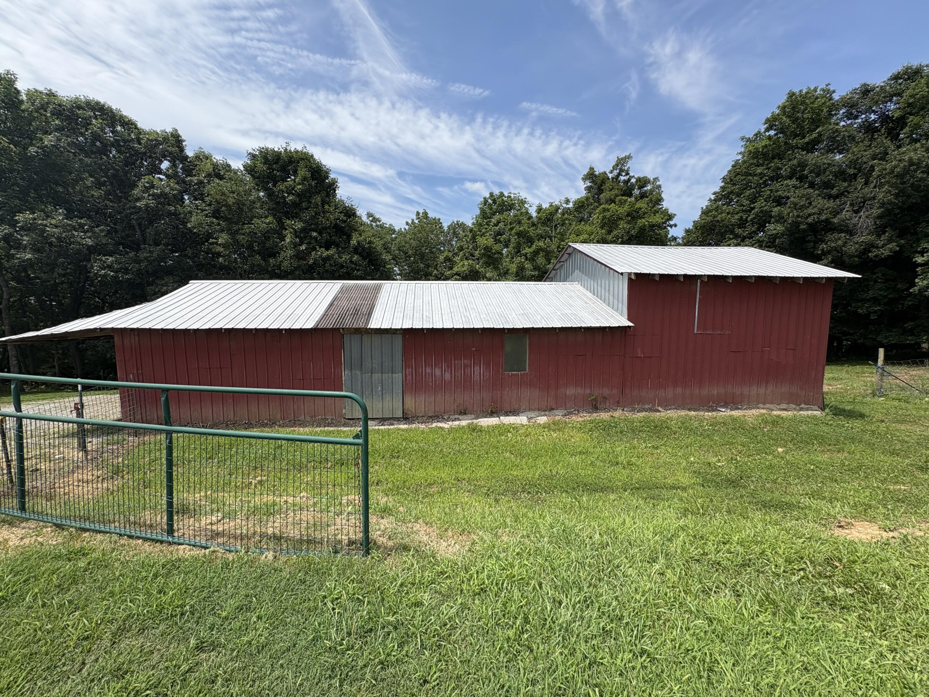 1300 State Route 1901 Property Photo 54