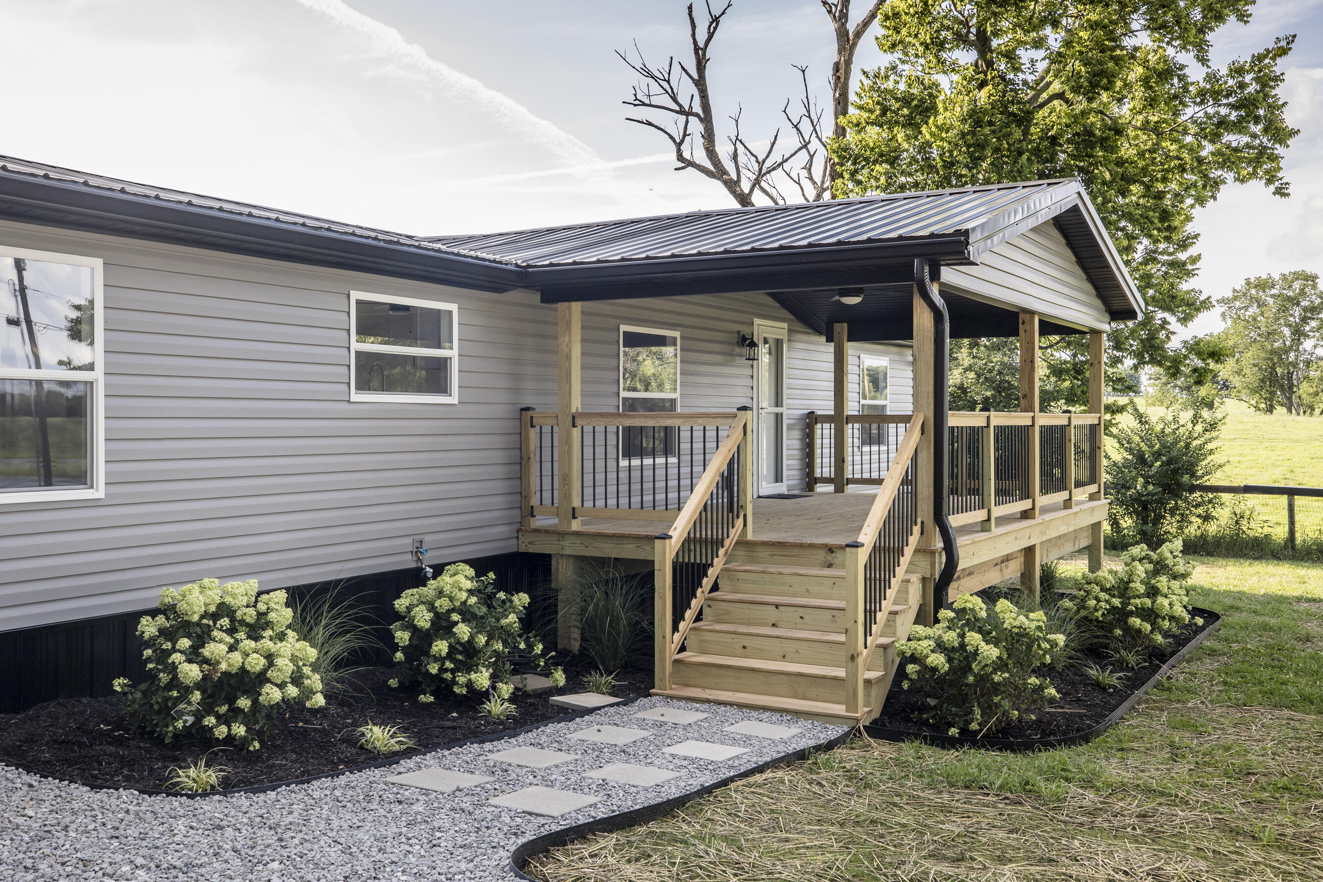 809 Hill Road Property Photo 1