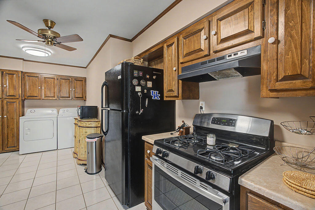 2671 Pembroke Road Property Photo 6