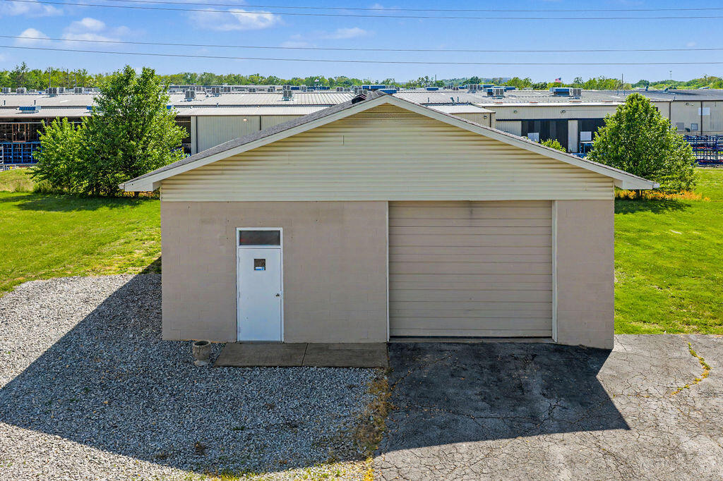 2671 Pembroke Road Property Photo 27