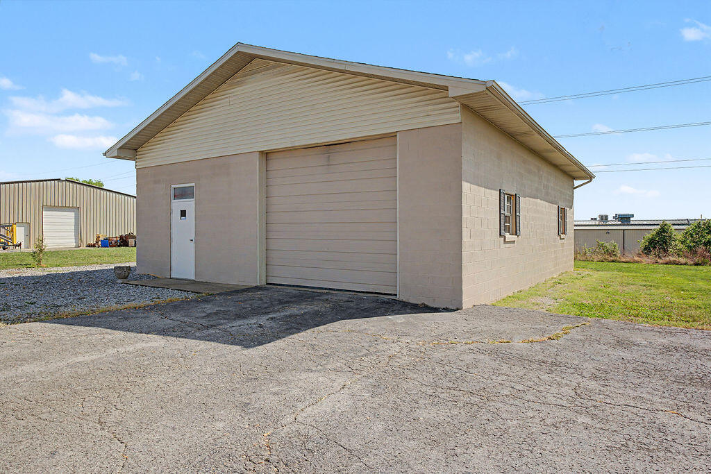 2671 Pembroke Road Property Photo 29