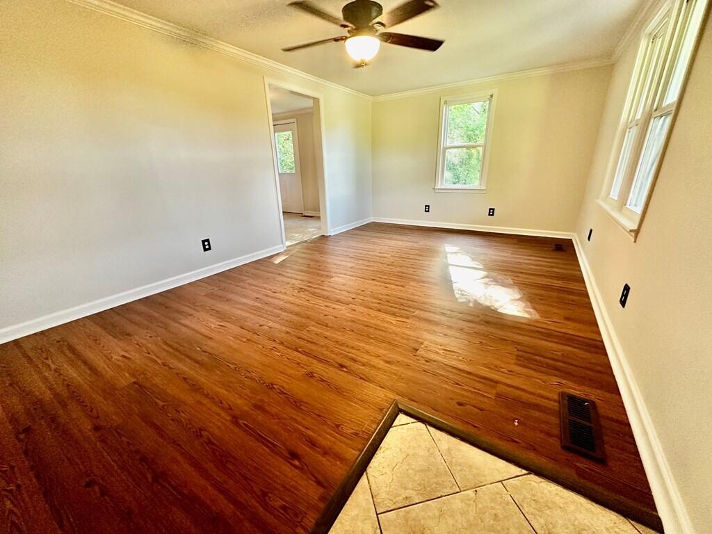 3405 Madisonville Road Property Photo 2