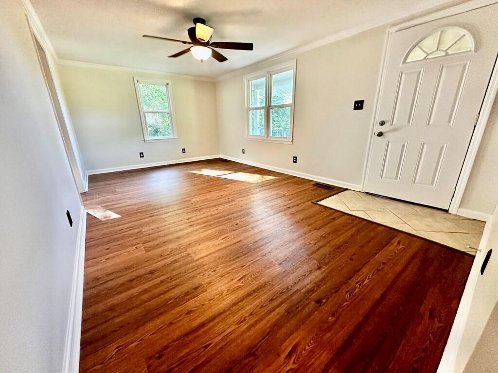 3405 Madisonville Road Property Photo 4