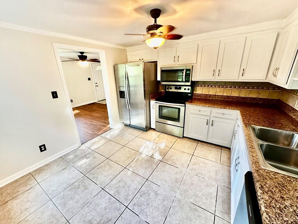3405 Madisonville Road Property Photo 7
