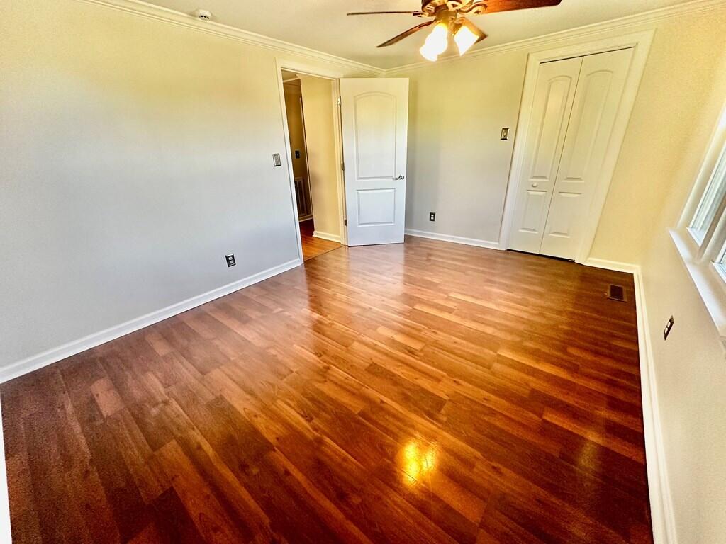 3405 Madisonville Road Property Photo 9