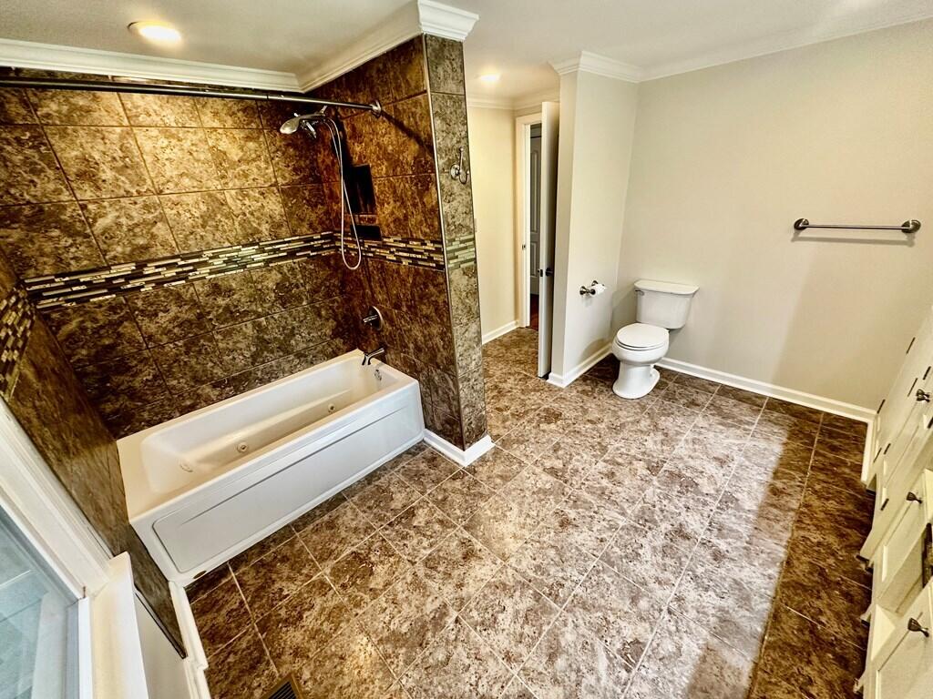3405 Madisonville Road Property Photo 10