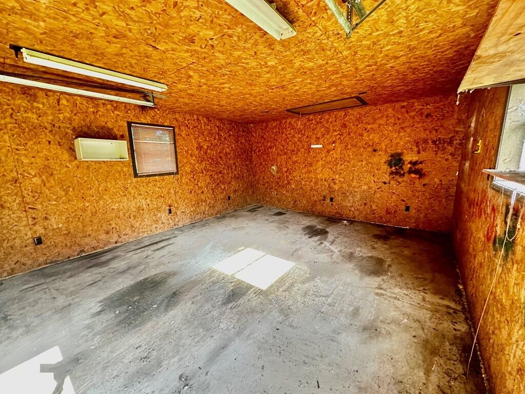 3405 Madisonville Road Property Photo 23