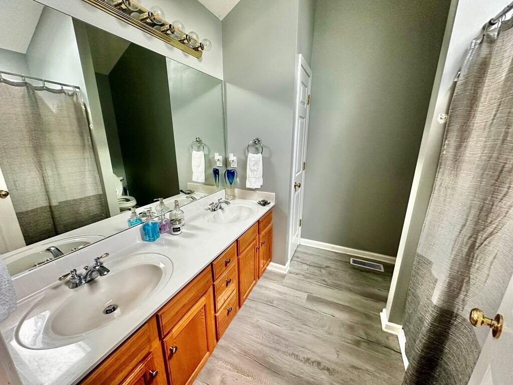 224 Benjamin Lane Property Photo 10