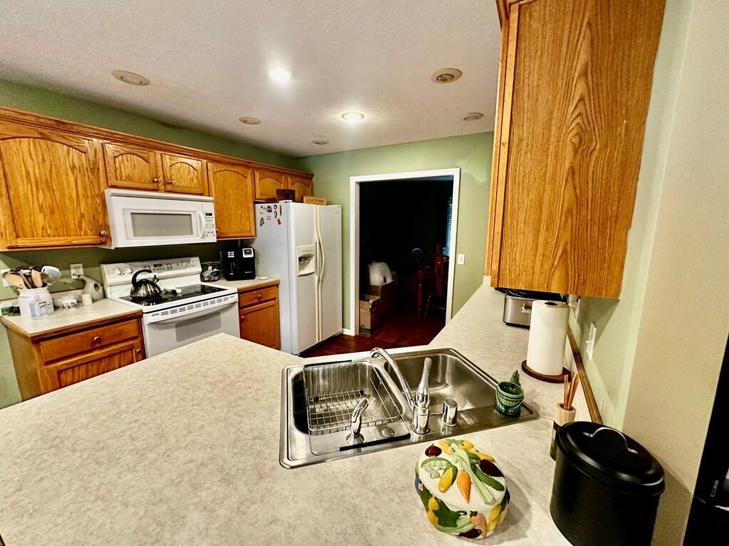 224 Benjamin Lane Property Photo 13