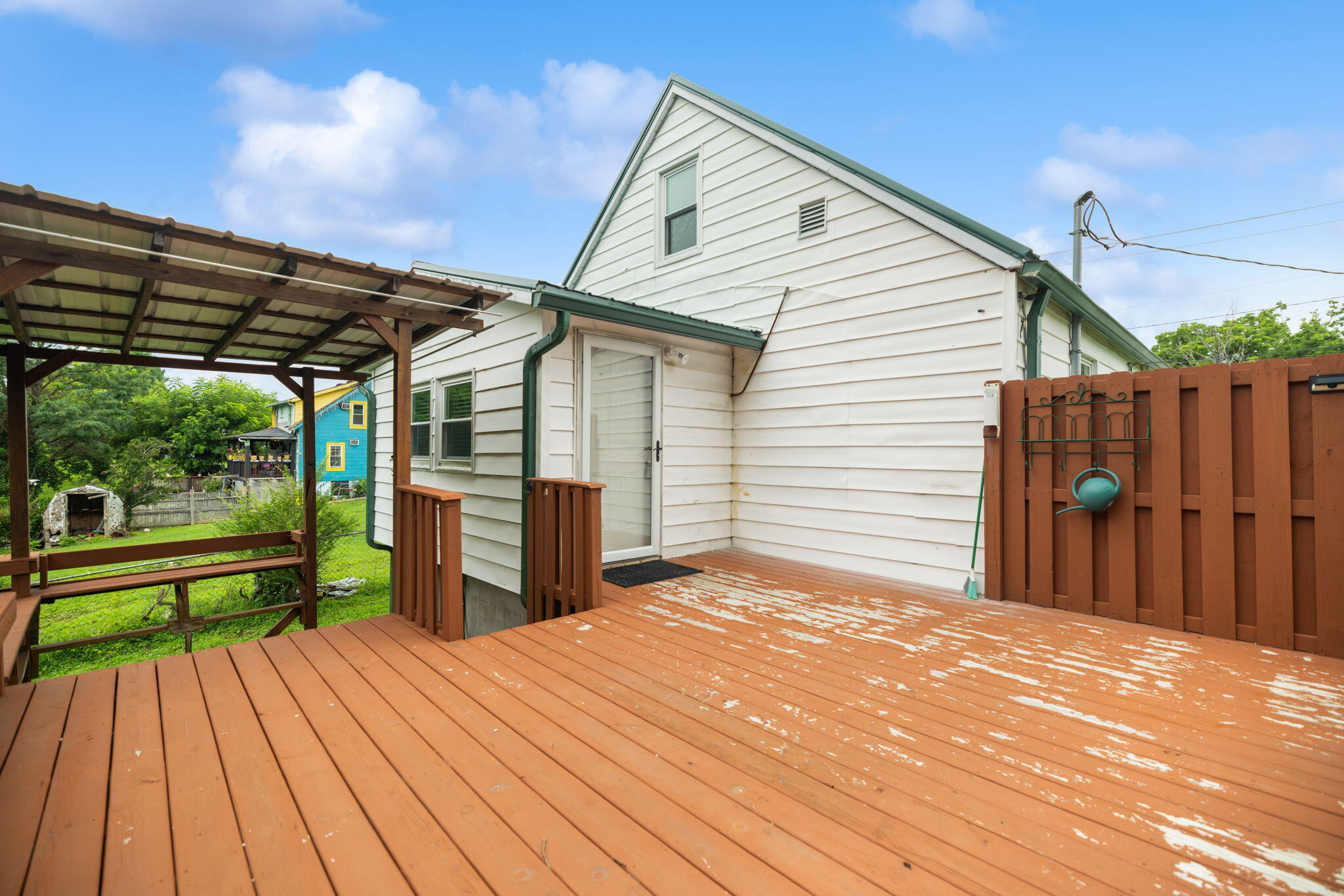 47 Hughes Avenue Property Photo 32
