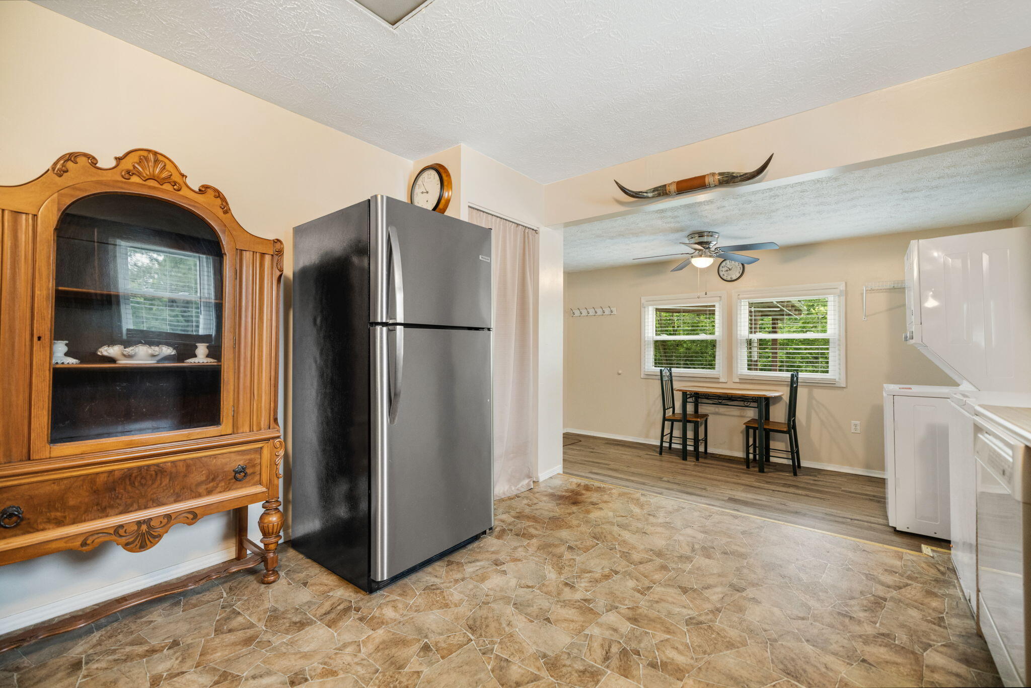 47 Hughes Avenue Property Photo 40