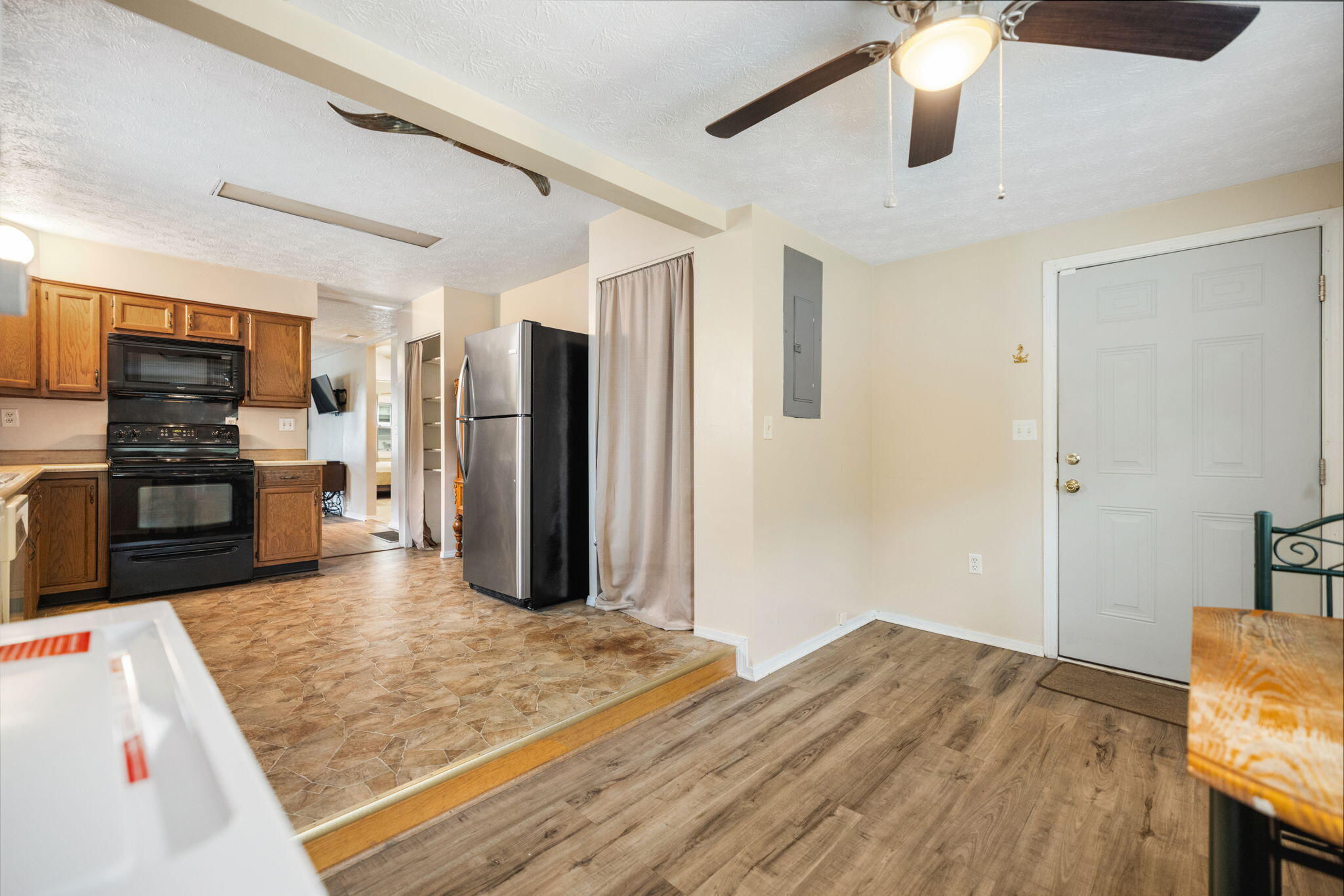 47 Hughes Avenue Property Photo 44