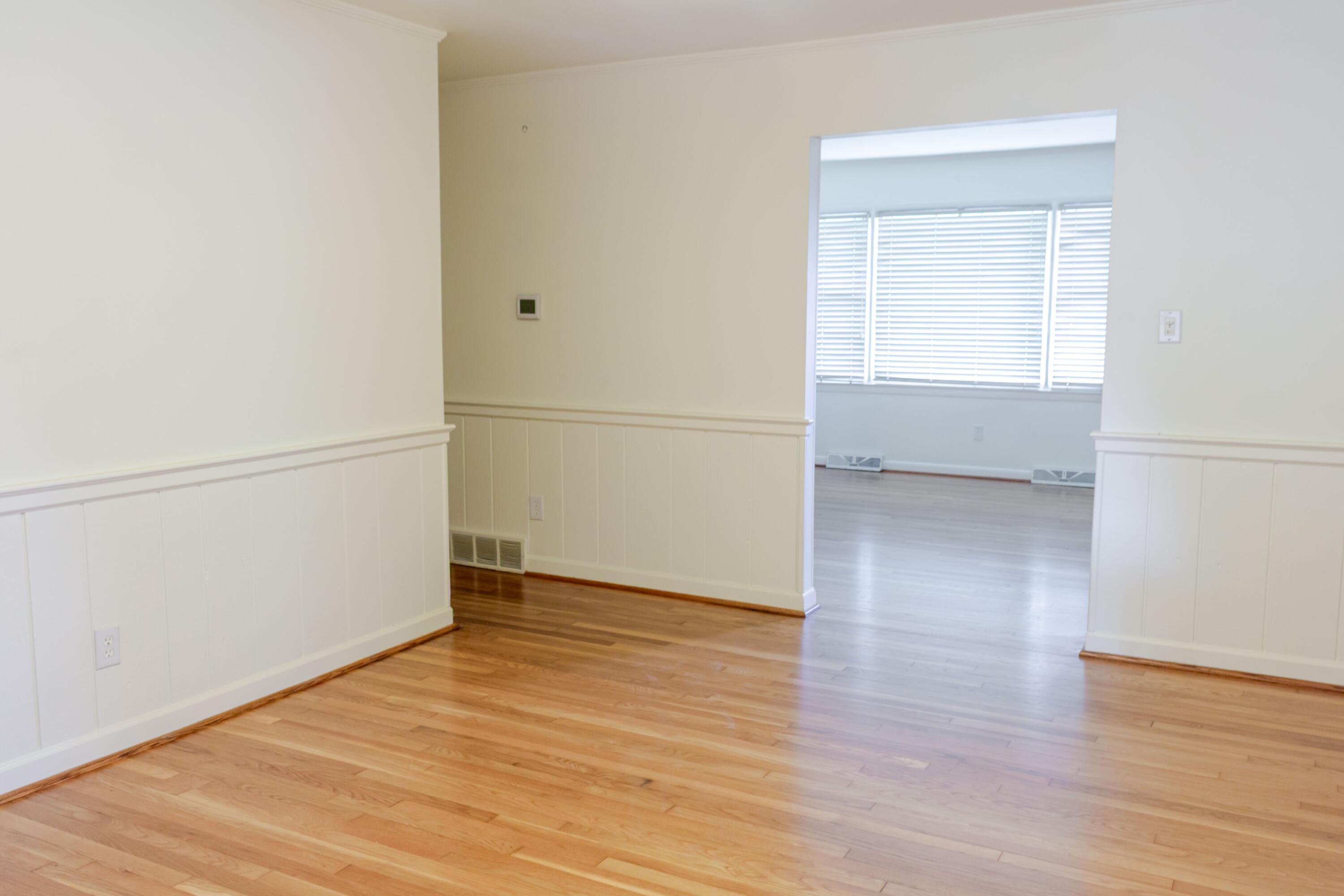 484 Wanstead Way Property Photo 11