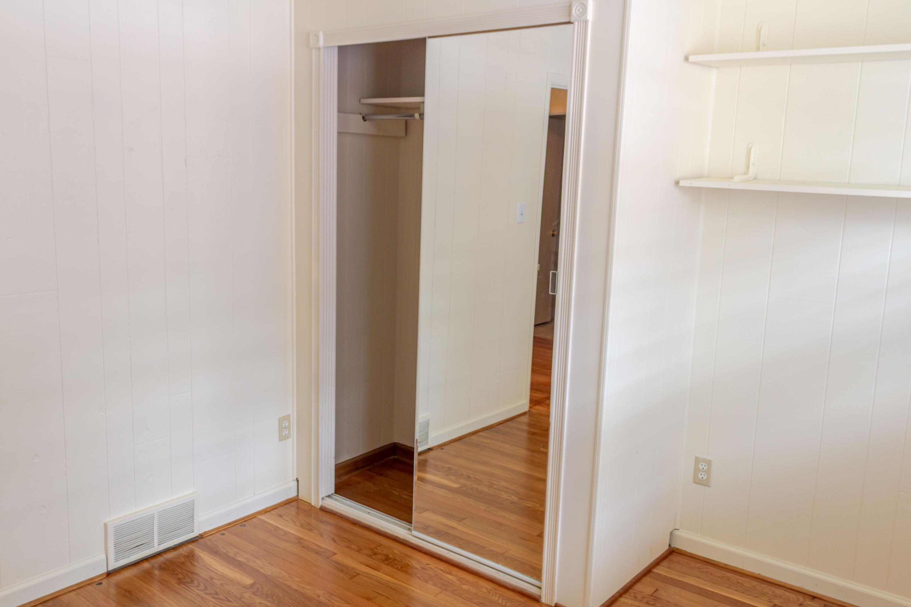 484 Wanstead Way Property Photo 19