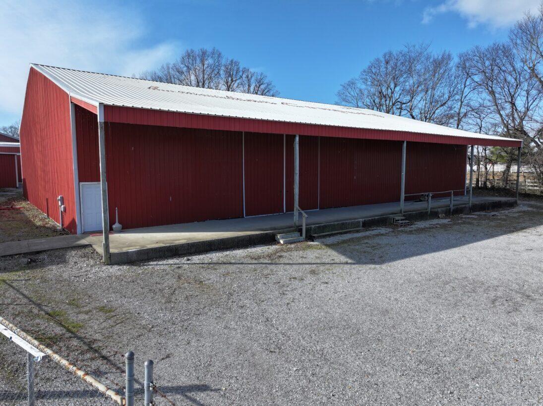 7055 Benton Road Property Photo 5