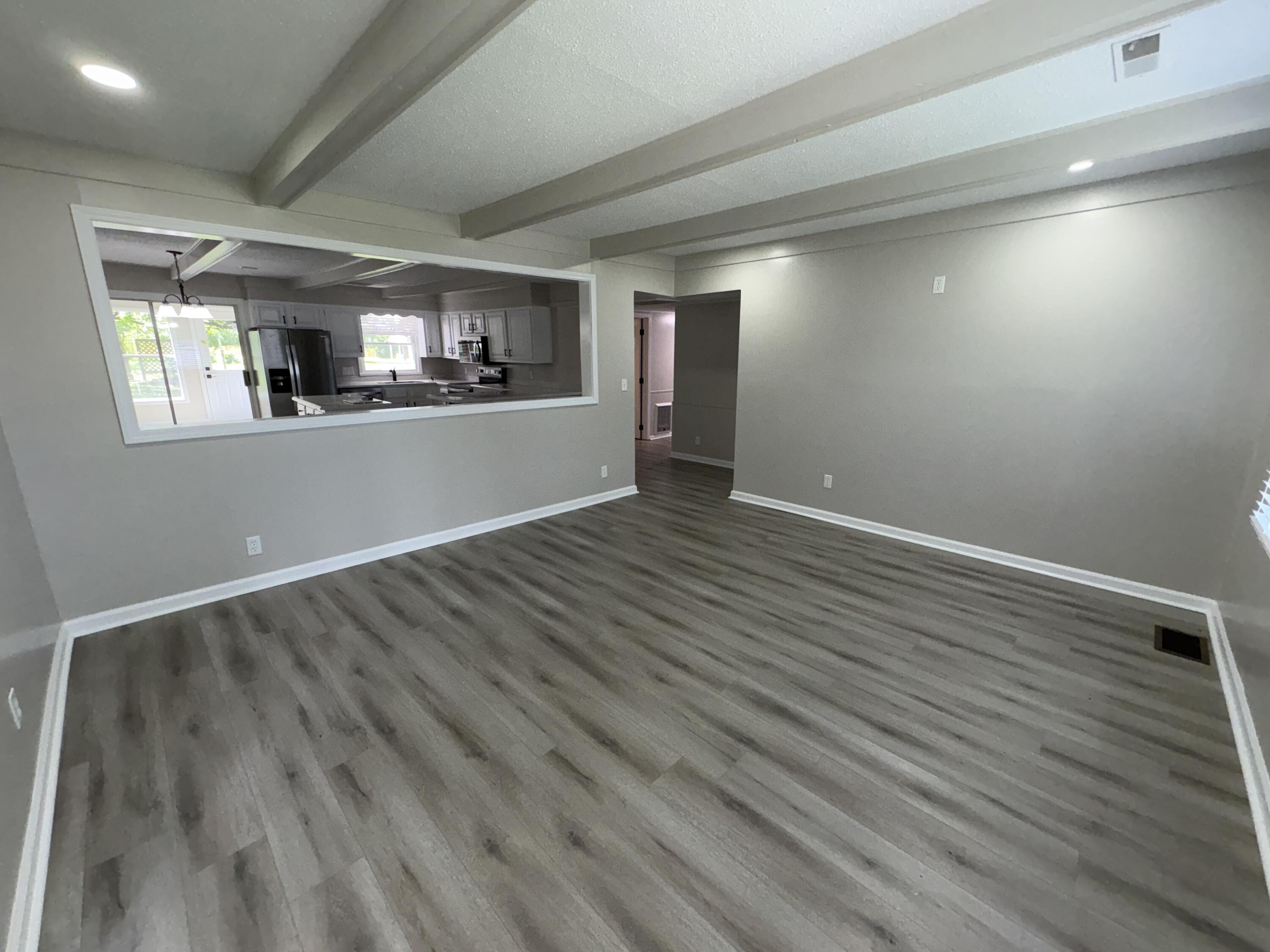 123 Willett Street Property Photo 13