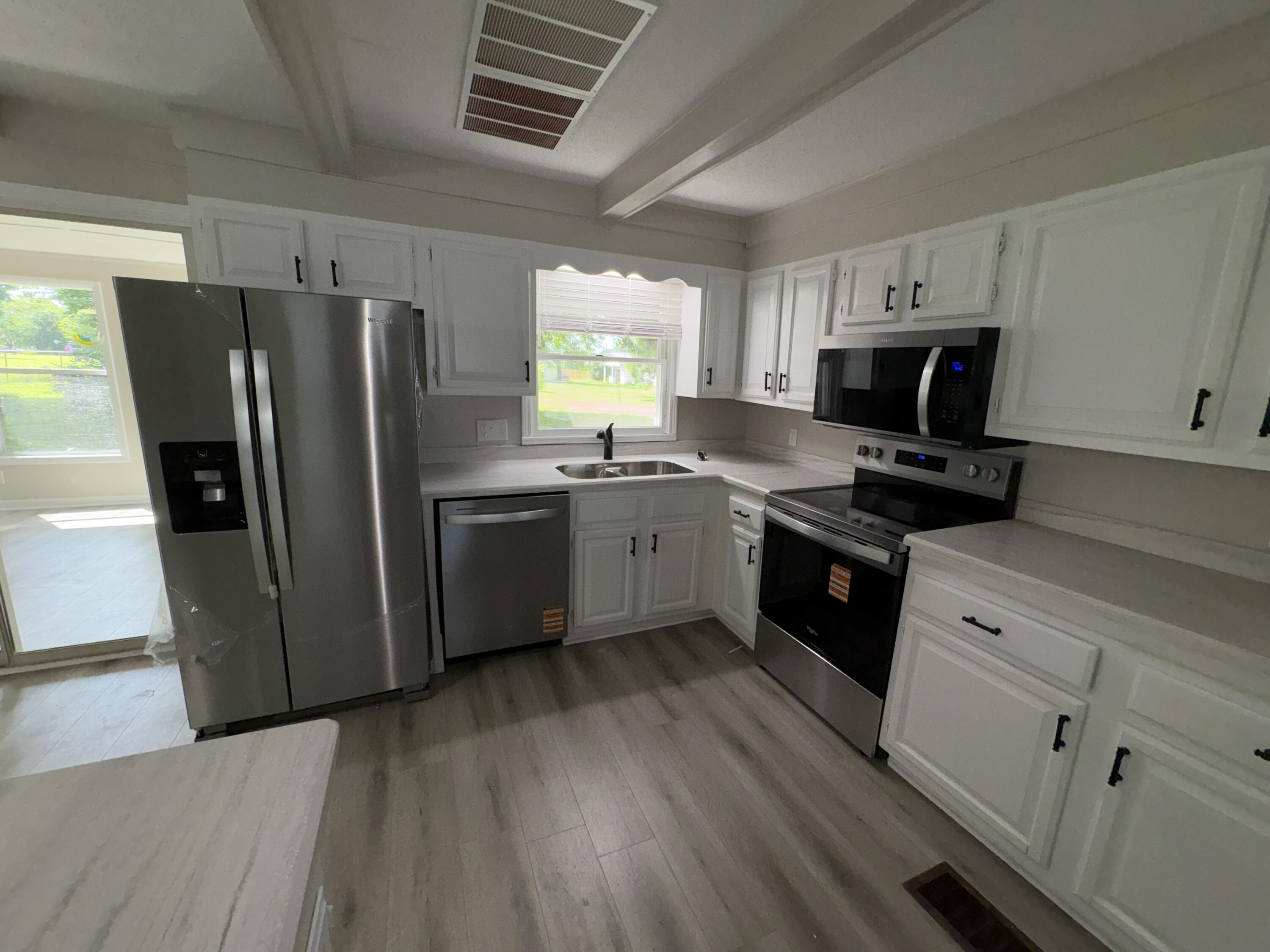 123 Willett Street Property Photo 15