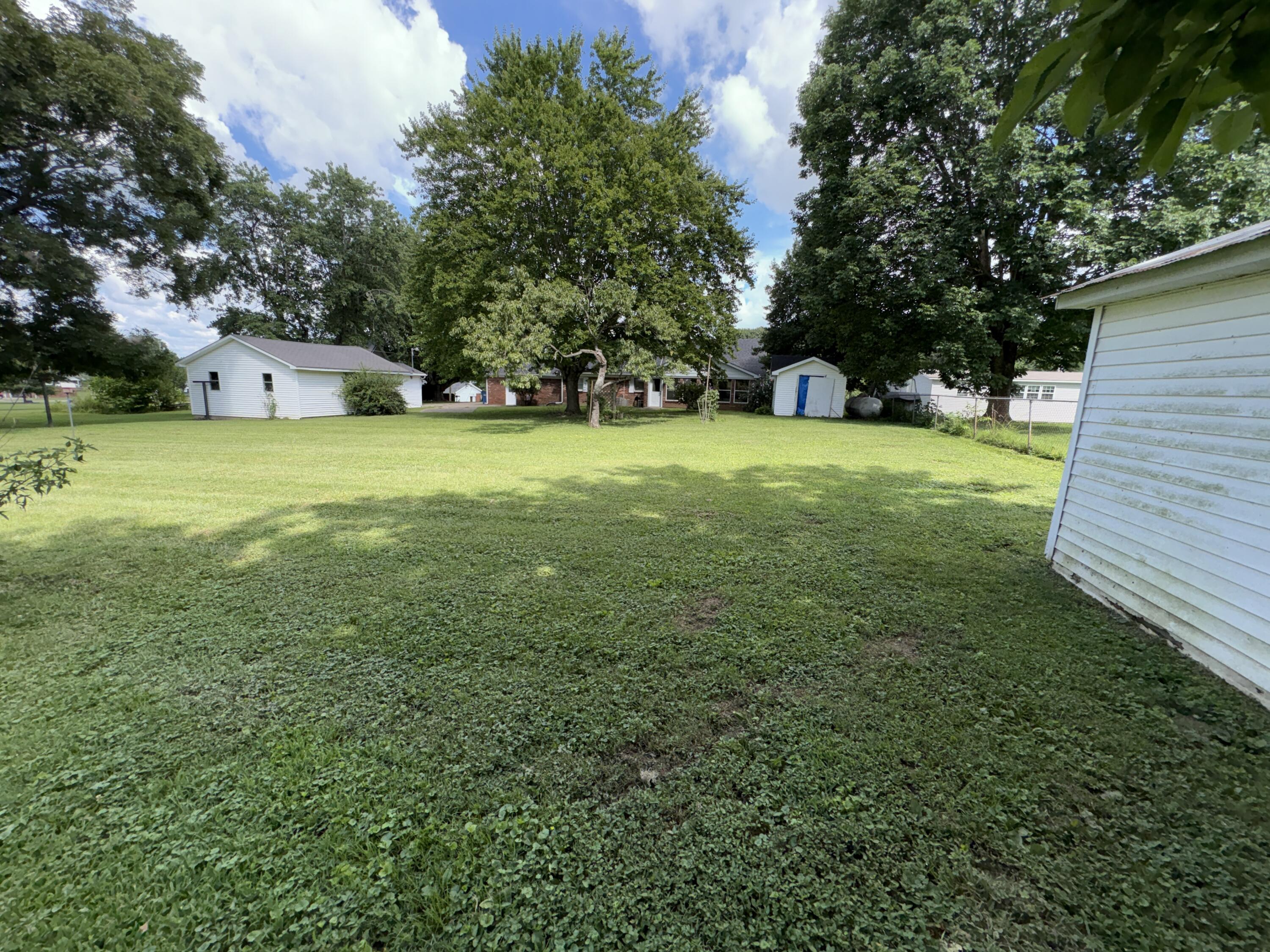 123 Willett Street Property Photo 28