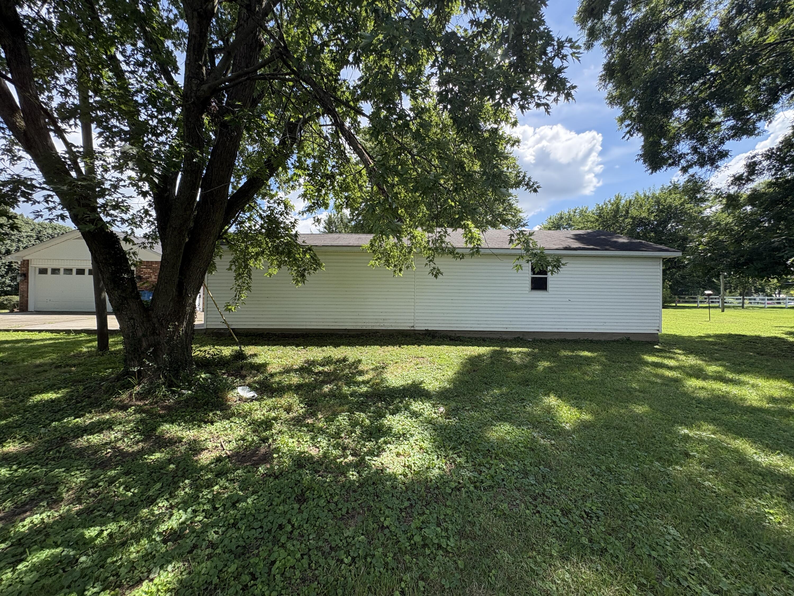 123 Willett Street Property Photo 30