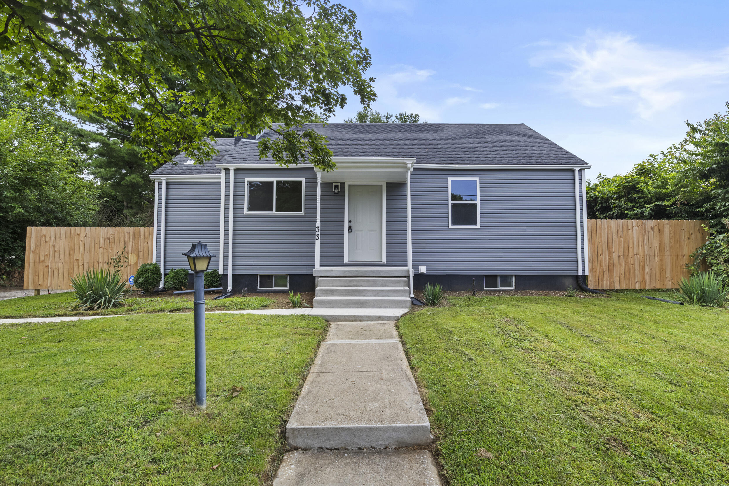 33 Bon-haven Avenue Property Photo 1
