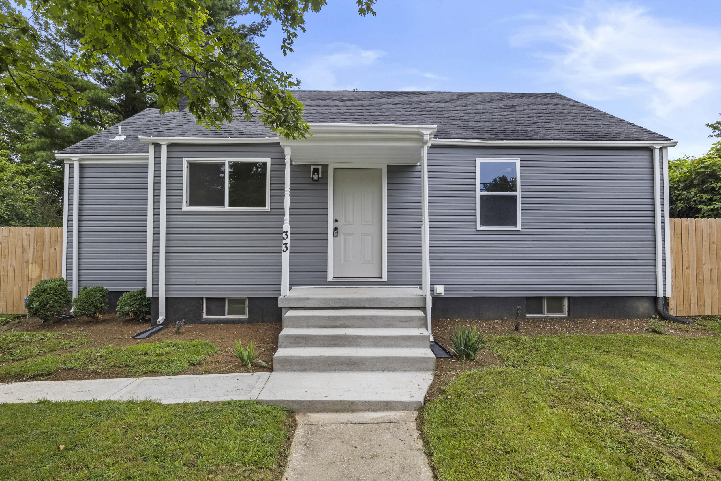 33 Bon-haven Avenue Property Photo 5