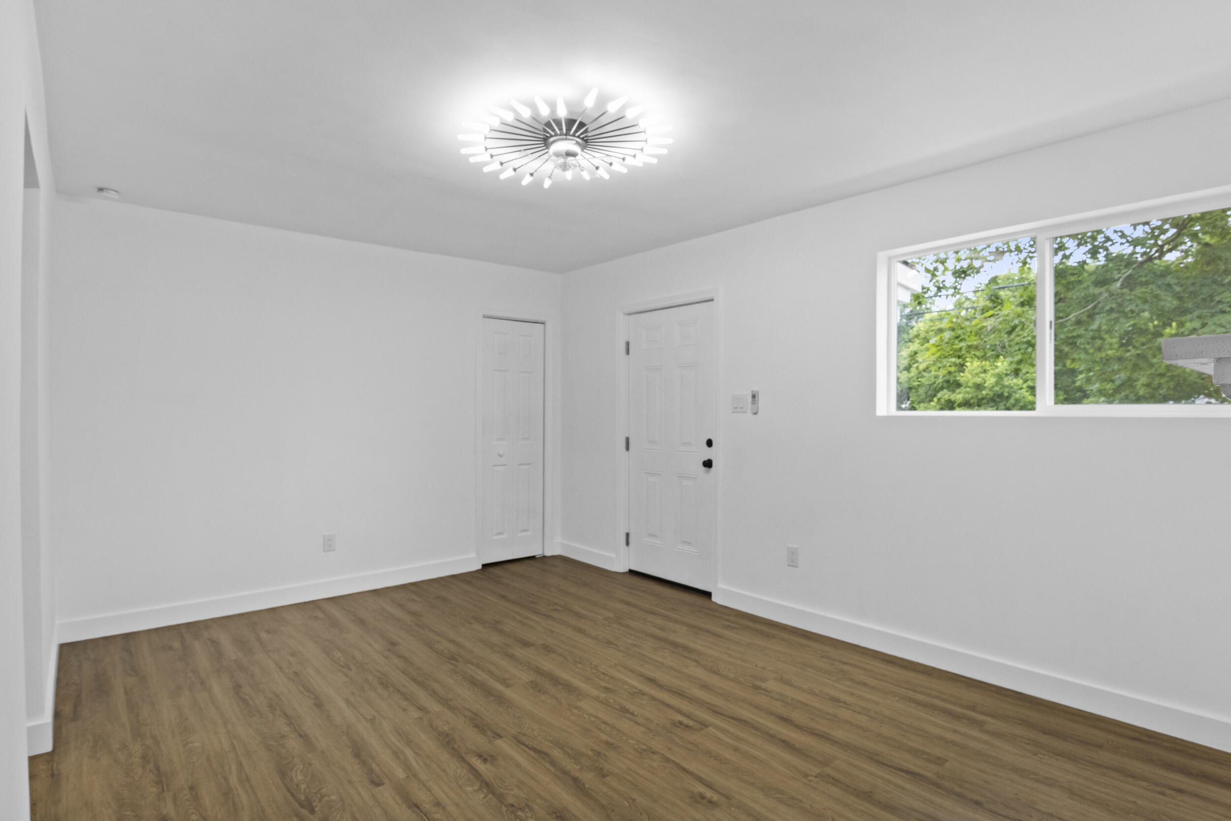 33 Bon-haven Avenue Property Photo 9