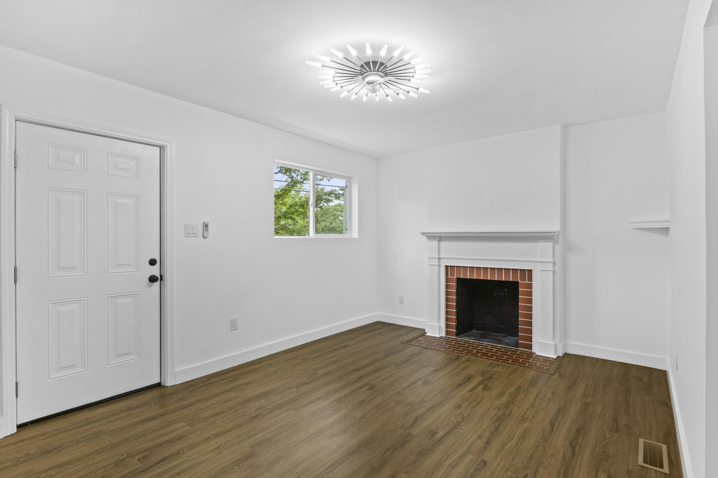 33 Bon-haven Avenue Property Photo 11