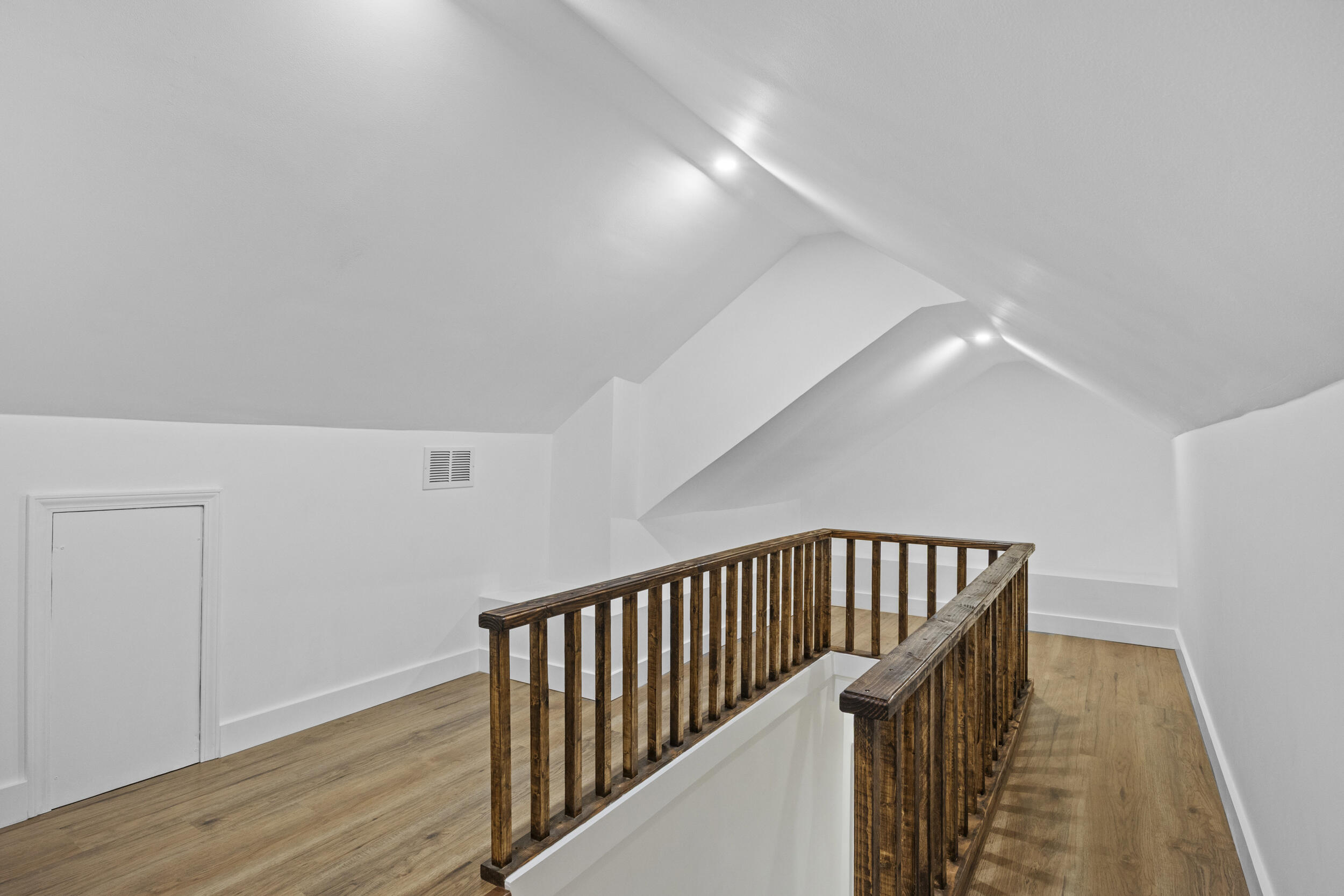 33 Bon-haven Avenue Property Photo 26